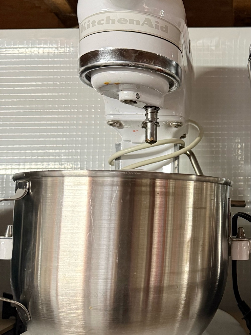KitchenAid White Tilt-Head Stand Mixer with Stainless Bowl
